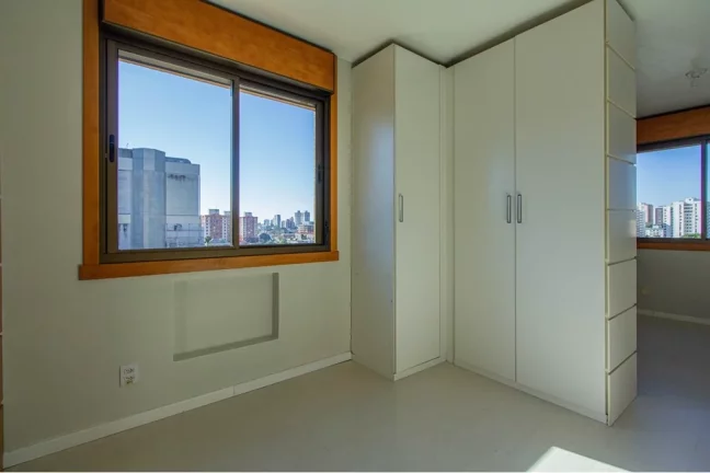 Imagem PDG 1100 Apto 610101004-62 - Apartamento à venda no bairro Passo da Areia - Porto Alegre/RS