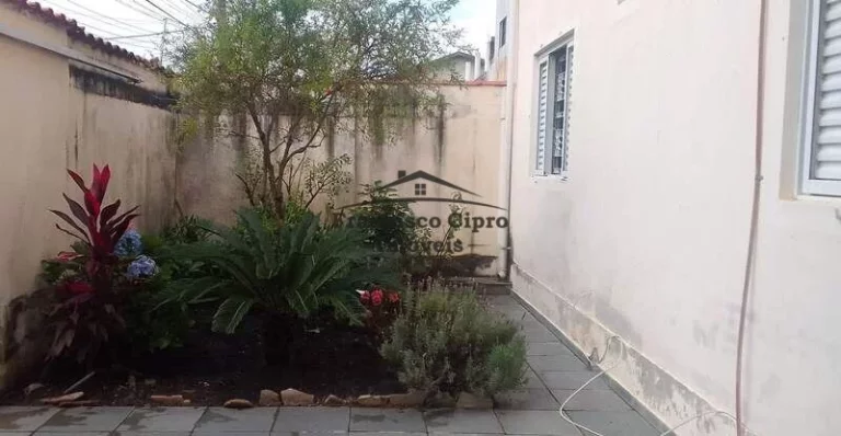Imagem Casa à venda no bairro Beira Rio - Guaratinguetá/SP
