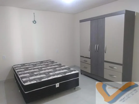 Imagem Prédio com 3 apartamentos