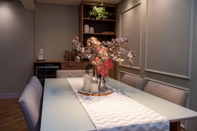 Imagem Sobrado em Condomínio, 190m²,Móveis planejados, 3 suítes ,espaço gourmet, 3 vagas. bairro Jardim em Santo André