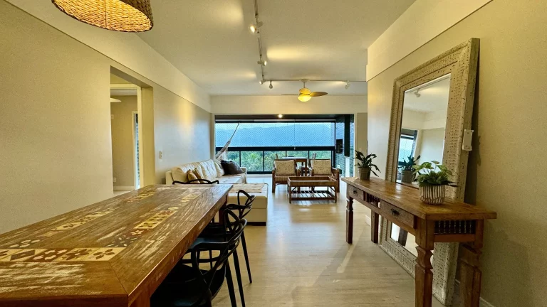Imagem Imperdível: Apartamento à Venda em Riviera de São Lourenço Módulo 06 3 Quartos, 1 Suíte, 2 Salas, 2 Vagas de Garagem, 104m² Área.