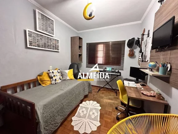 Imagem Casa com 3 dormitórios à venda, 134 m² por R$ 550.000,00 - Estádio - Rio Claro/SP
