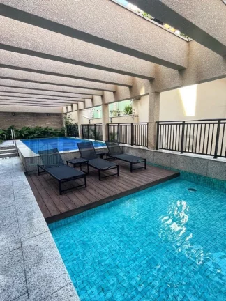 Imagem Imperdível: Apartamento à venda no Jardim Paulista, São Paulo-SP, com 3 suítes, 3 salas, 5 banheiros, 4 vagas e 226m² de área.