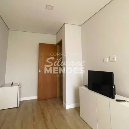Imagem Lindo sobrado com 3 dorms (1 suíte) e piscina no condomínio Villágio Wanel