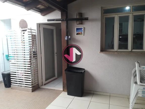Imagem Casa Sobrado Condomínio Residencial dos Ipês Bairro Village Flamboyant Cuiabá MT Piso superior: 3...