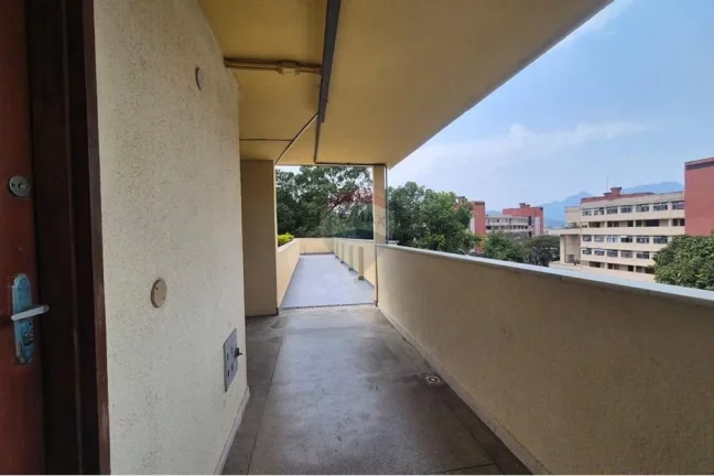 Imagem Apartamento 2 quartos , 56m² à venda na Taquara, Rio de Janeiro