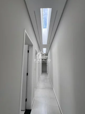 Imagem Casa em Condomínio à Venda Sorocaba-SP, 3 Quartos, 2 Vagas de Garagem, 100m².