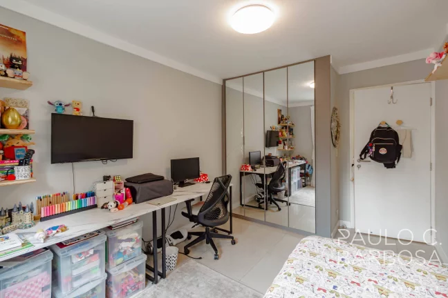 Imagem Itaim Bibi Venda - Reformado - 2 dormitórios - 1 Vaga - 105m²
