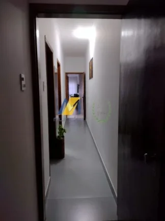 Imagem Linda Casa com 155mts² de área útil, 2 dormitórios amplos