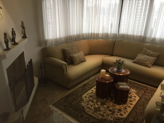 Imagem Apartamento 200 M², 4Q, 4 suítes, 6 banheiros, 4 vagas, 3 salas, lareira, jardim, academia, churrasqueira, piscina, terraço, hidromassagem.