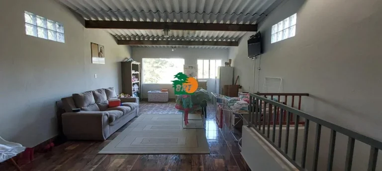 Imagem Casa para Venda em São Roque, Jardim Mosteiro, 2 dormitórios, 1 suíte, 1 banheiro, 2 vagas