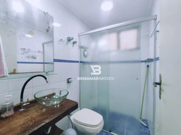 Imagem PITANGUEIRAS- UMA QUADRA DA PRAIA , LOCALIZAÇÃO ESPETACULAR , GARAGEM NO PRÉDIO.