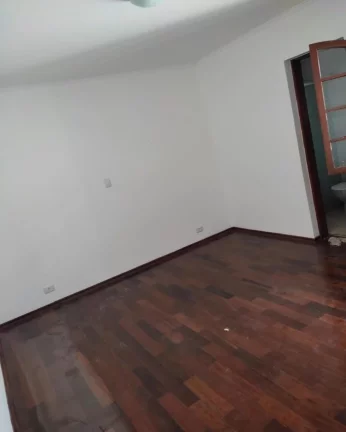 Imagem Linda casa térrea com um salão embaixo 2 dormitórios 1 suite FL55