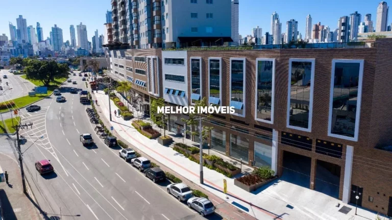 Imagem Apartamento 2 dormitórios sendo uma suíte e uma vaga em Balneário Camboriú.
