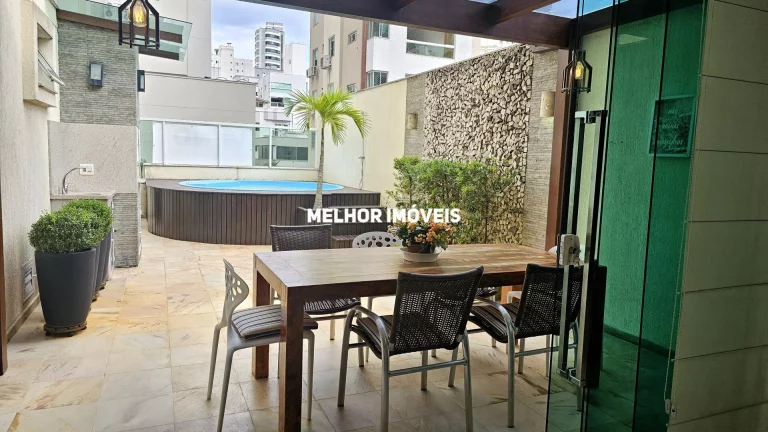 Imagem Apartamento à venda no Ed. Chateau de Versailles no Centro de Balneário Camboriú