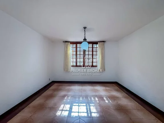 Imagem Casa à venda, 250 m² por R$ 1.100.000,00 - Carlos Guinle - Teresópolis/RJ