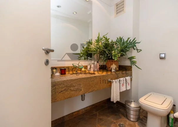Imagem Pacaembu, apartamento com 4 suítes e 4 vagas, 378m²