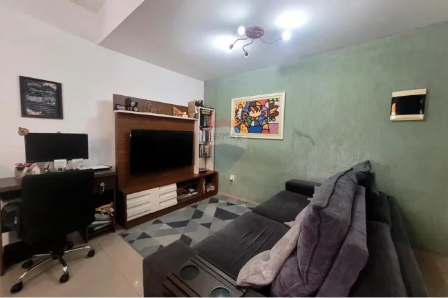 Imagem Casa á venda com 2 quartos com 93m² em Bento Ribeiro - Rio de Janeiro