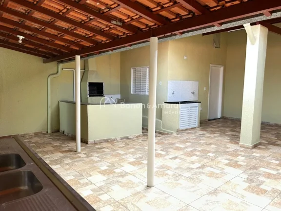Imagem Excelente Casa à Venda 3 Quartos Suíte, Área Gourmet e Churrasqueira

Apresentamos esta linda cas...