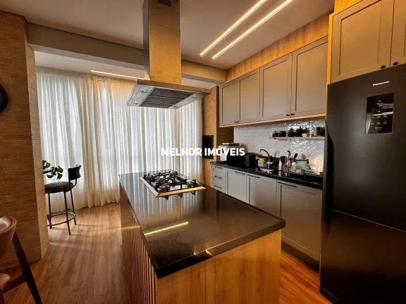 Imagem Apartamento Garden á venda com 3 dormitórios, 2 vagas de garagem e área externa com piscina localizado no centro de Balneário Camboriú