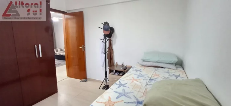 Imagem Imperdível oportunidade: Apartamento à venda em Praia Grande-SP, bairro Ocian, 2 quartos, 1 suíte, 2 salas, 2 banheiros, 1 vaga.