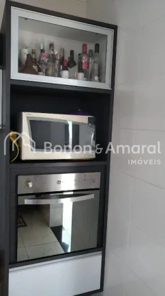 Imagem Esta é uma oportunidade única de adquirir uma casa elegante no renomado condomínio Portal do Jequ...