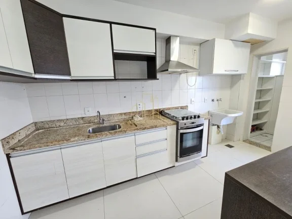 Imagem Apartamento à Venda em Alphaville I com 3/4 com Suíte e Varanda Integrada