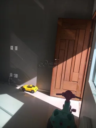 Imagem Linda casa venda Jardim Vitória com 3 quartos sendo uma suíte e quarto anexo fora da casa. Área de lazer churrasqueira. 400 mil. Aceita financiamento.