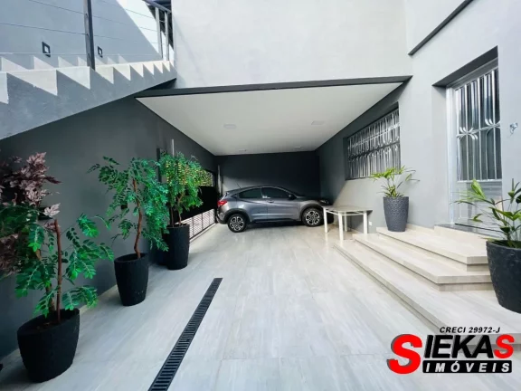 Imagem Imperdível! Casa de 3 quartos e 1 suíte no Tatuapé, São Paulo-SP: 200m², 3 banheiros e 2 vagas de garagem. Confira!