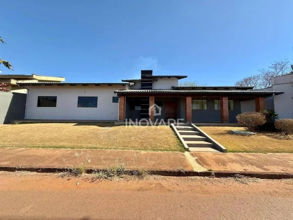 Imagem Casa com 4 dormitórios, 375 m² - venda por R$ 1.800.000,00 ou aluguel por R$ 5.000,00/mês - Vila de Furnas - Itumbiara/GO