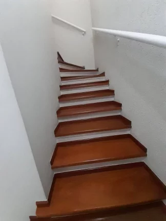 Imagem Sobrado com 3 dormitórios à venda, 270 m² por R$ 1.100.000,00 - Vila Pires - Santo André/SP