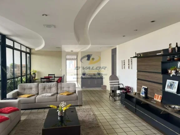 Imagem Vendo Apartamento com 347,69m², 4 quartos s/ 3 suítes + DCE, sala ampla e 3 vagas