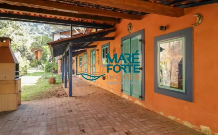 Imagem ( Oportunidade ) Área Pé na Areia com uma Casa estilo pousada em Ubatuba SP