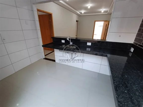 Imagem Espaçosa Casa Térrea à Venda no Ocian, Praia Grande - 3 Quartos e Churrasqueira