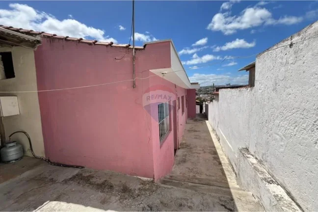 Imagem Casa 2 quartos à venda na Vila Hortência - Sorocaba