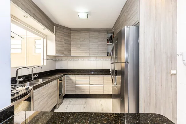 Imagem Sobrado Triplex 3 quartos no Uberaba.