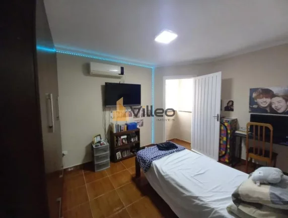 Imagem Descubra uma residência que traduz conforto, elegância e funcionalidade em cada detalhe. Com 171,7...