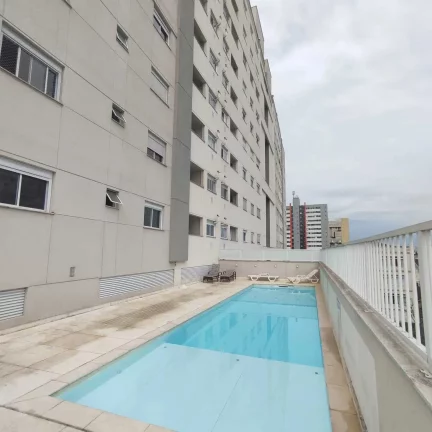 Imagem Apartamento mobiliado com 3 dormitórios sendo 1 suíte e 1 vaga de garagem no Centro de Joinville