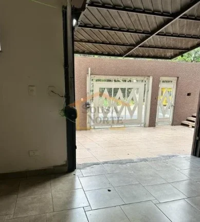 Imagem Sobrado, 325m² de área útil, 4 dormitórios sendo 4 suítes, sala 2 ambientes, cozinha com armár...