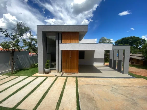 Imagem Casa com 3 dormitórios à venda, 125 m² por R$ 885.000,00 - Aeronautas - Lagoa Santa/MG