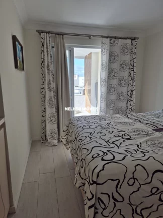 Imagem Cobertura Duplex á venda com 4 suítes, piscina privativa e 4 vagas localizada no centro de Balneário Camboriú.