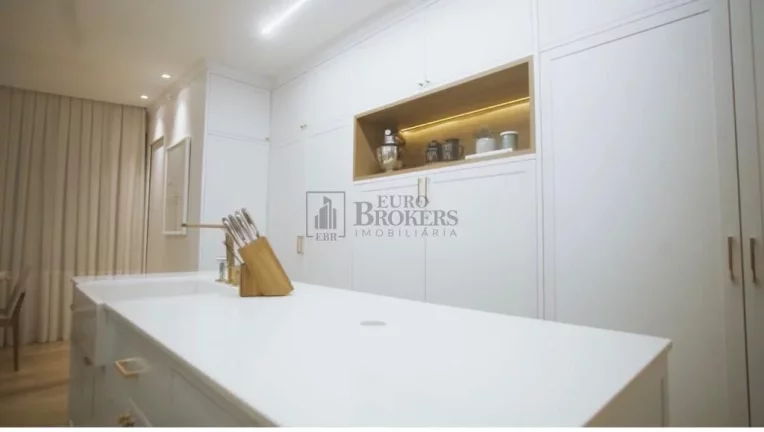 Imagem Apartamento com 2 suítes à venda no Centro de Balneário Camboriú/SC