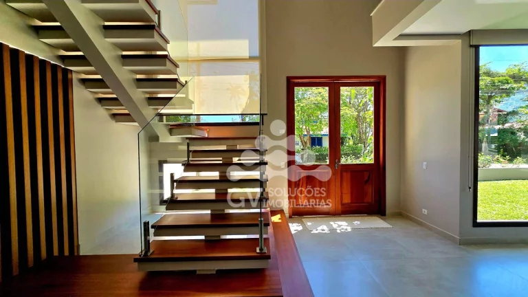Imagem Casa com 6 quartos à venda, por R$ 3.900.000 - Condomínio Lagoinha - Ubatuba/SP