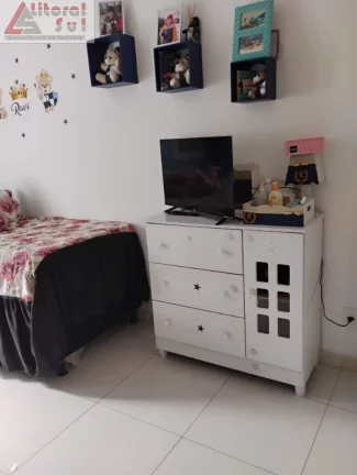 Imagem Imperdível: Apartamento à venda em Praia Grande-SP, Guilhermina, 2 quartos, 1 suíte, 1 vaga, 78m². Confira já!