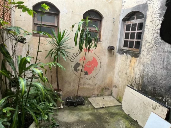 Imagem Sobrado com 6 dormitórios e 3 vagas para reforma à venda no bairro Jordanópolis, São Bernardo do Campo