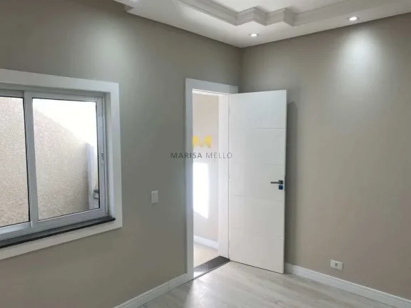 Imagem Maravilhosa Casa Triplex à venda com 3 quartos 1 suíte , Espaço Gourmet, 210m2 ,3 quadras do Centro de Piraquara,Bairro Araçatuba