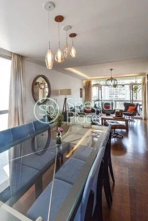 Imagem Apartamento com 183m² totalmente reformado, super amplo, com muita luz natural, muito arejado em Mo...