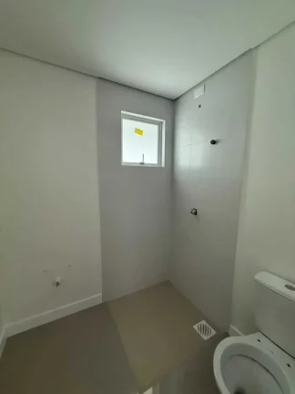 Imagem Apartamento com 2 dormitórios sendo 1 suíte e 1 vaga de garagem em Balneário Camboriú