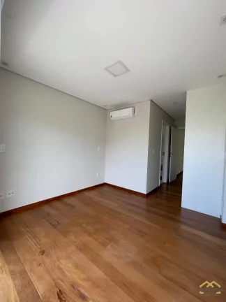 Imagem Casa em condomínio de 300m² com 4 quartos no Residencial Veduta Rossa