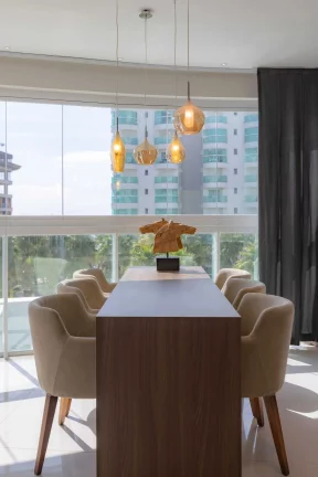 Imagem Apartamento mobiliado com área de lazer completa! 3 suítes e 3 vagas na Praia Brava em Itajaí